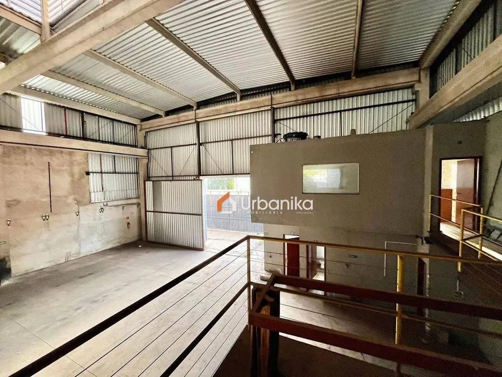 Depósito-Galpão, 1100 m² - Foto 1