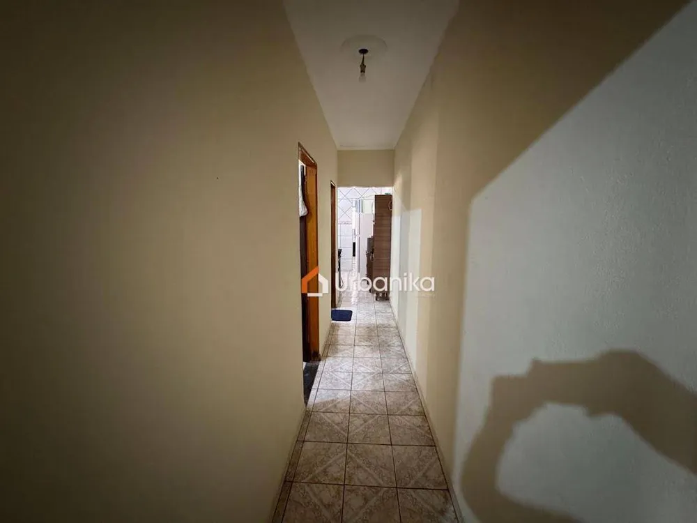 Casa, 2 quartos, 160 m² - Foto 1