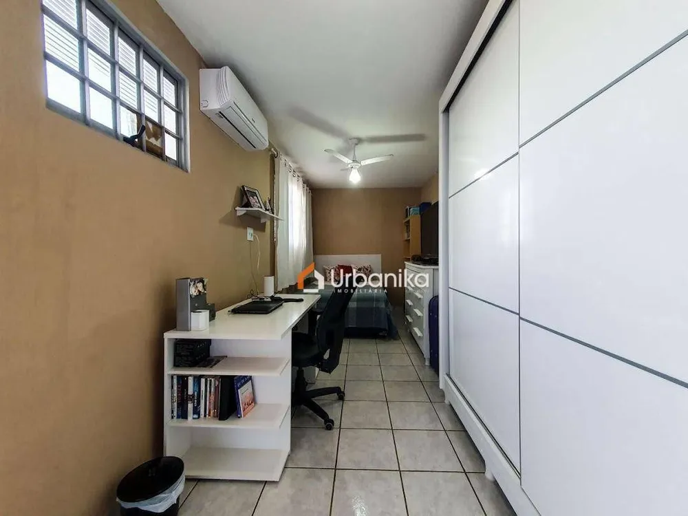 Casa, 3 quartos, 121 m² - Foto 12