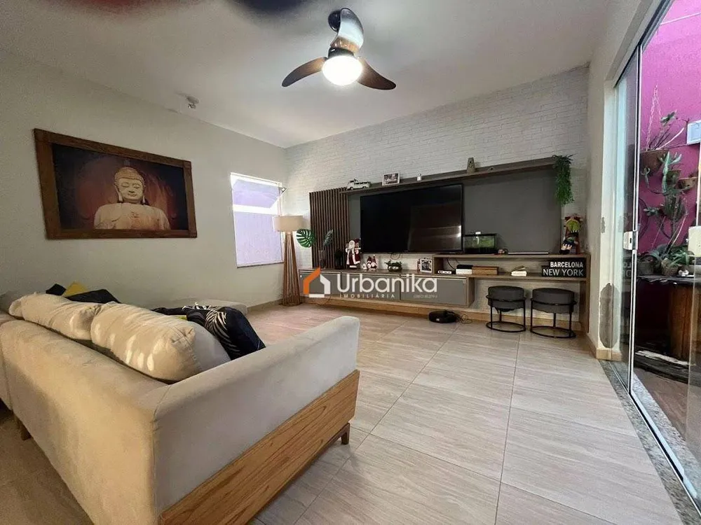 Casa, 3 quartos, 179 m² - Foto 3