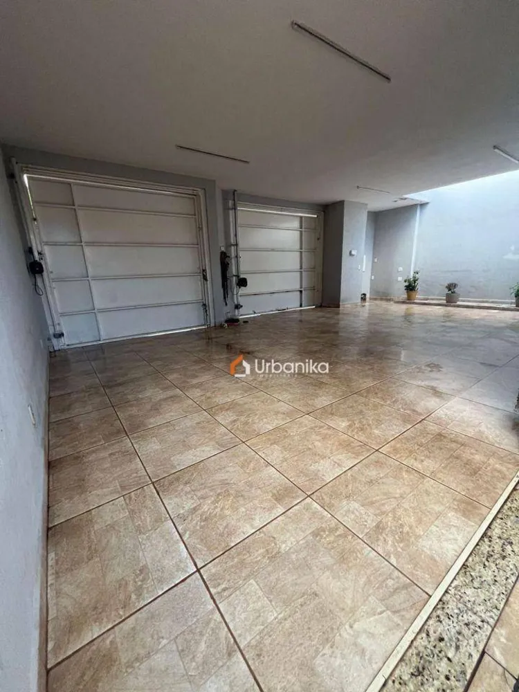 Casa, 3 quartos, 179 m² - Foto 11