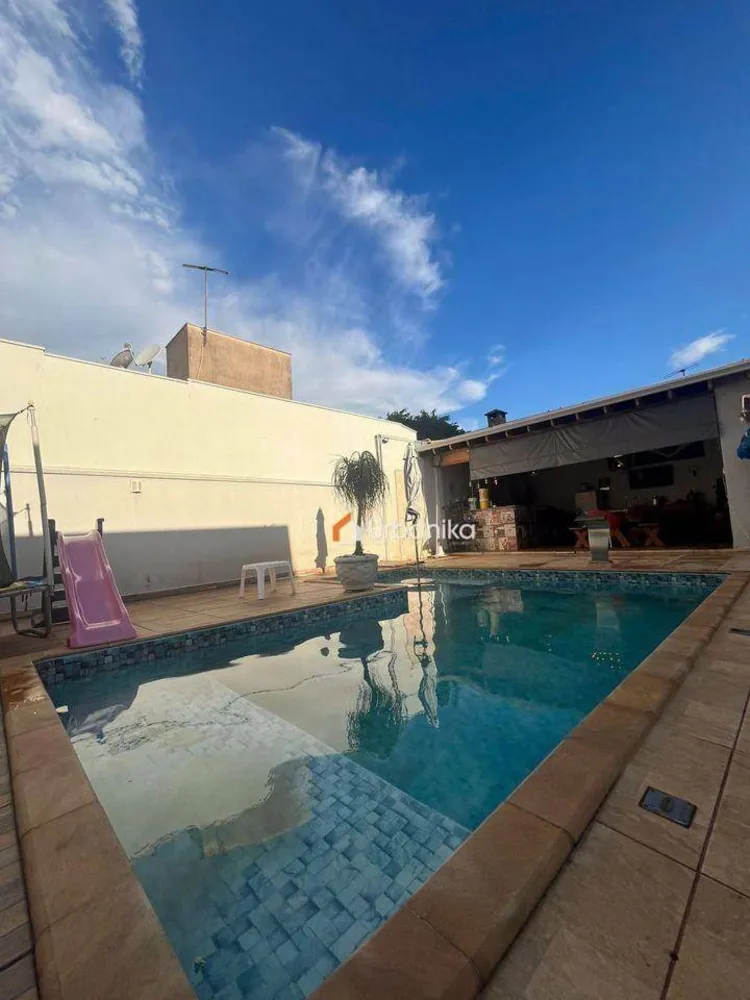 Casa, 3 quartos, 179 m² - Foto 16