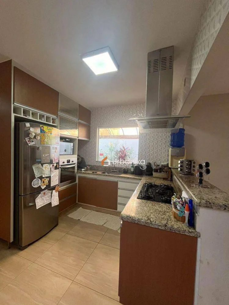 Casa, 3 quartos, 179 m² - Foto 13