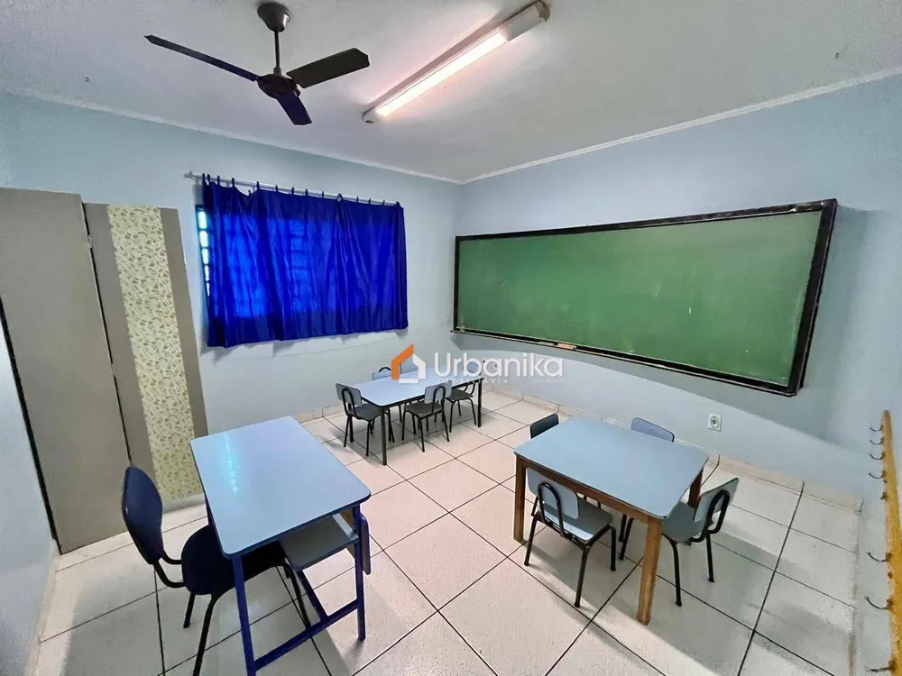 Casa, 252 m² - Foto 2