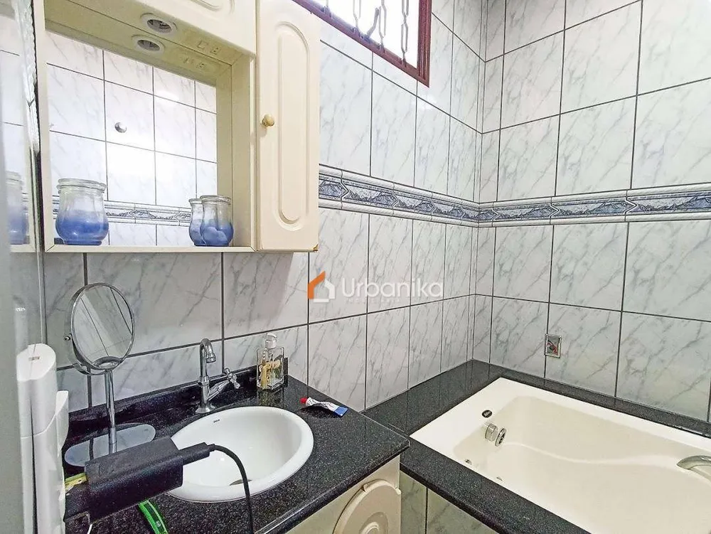 Casa, 2 quartos, 151 m² - Foto 2