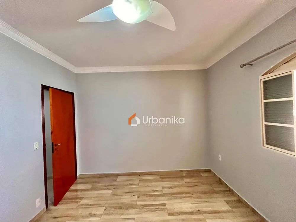 Casa, 3 quartos, 187 m² - Foto 1
