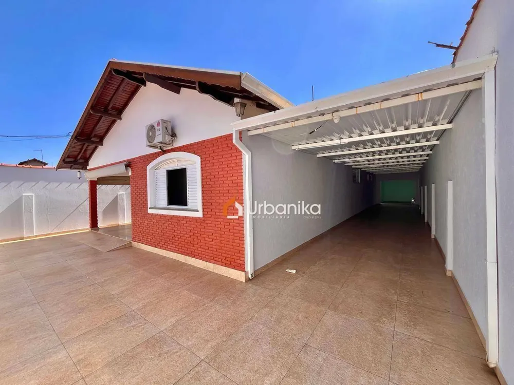 Casa, 3 quartos, 187 m² - Foto 2