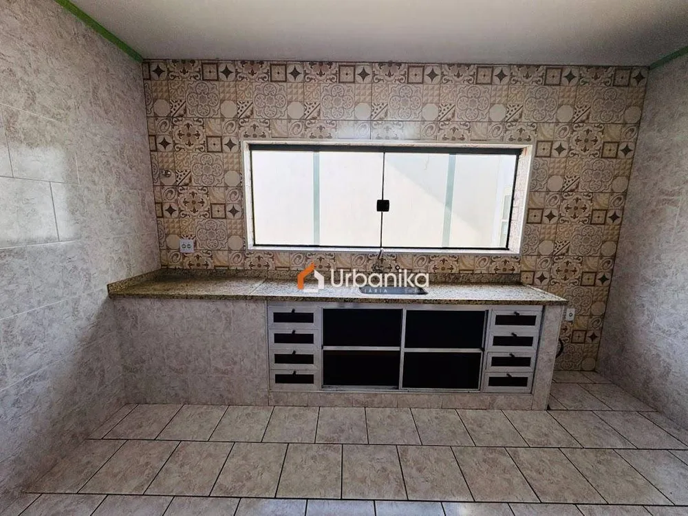 Casa, 3 quartos, 210 m² - Foto 10