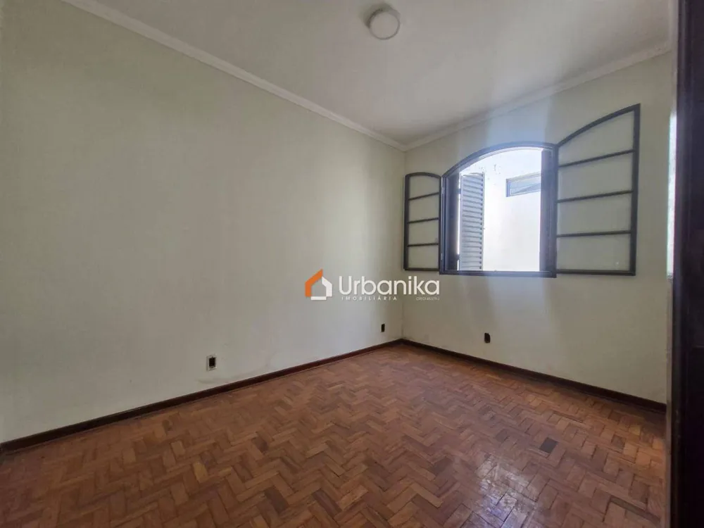 Casa, 4 quartos, 230 m² - Foto 5