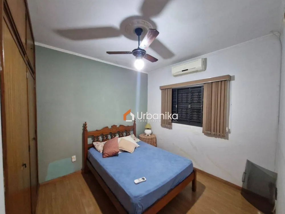 Casa, 3 quartos, 200 m² - Foto 4