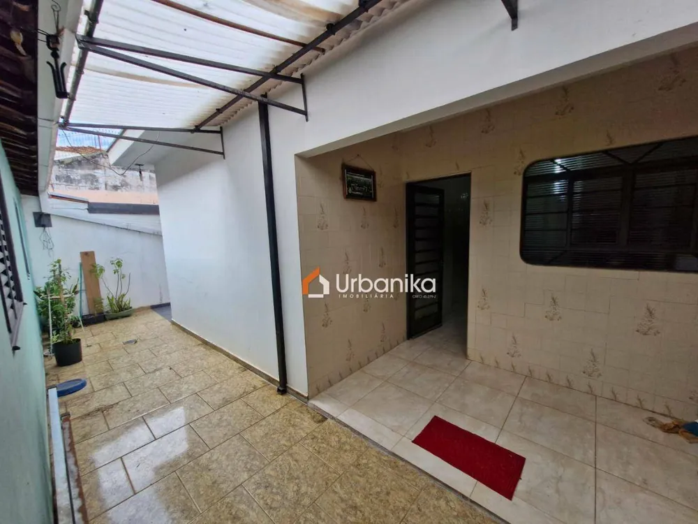 Casa, 3 quartos, 200 m² - Foto 12