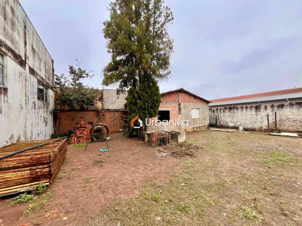 Depósito-Galpão, 216 m² - Foto 1