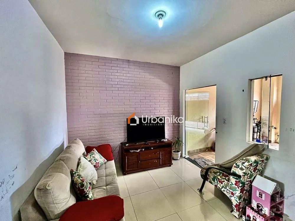 Casa, 5 quartos, 160 m² - Foto 3