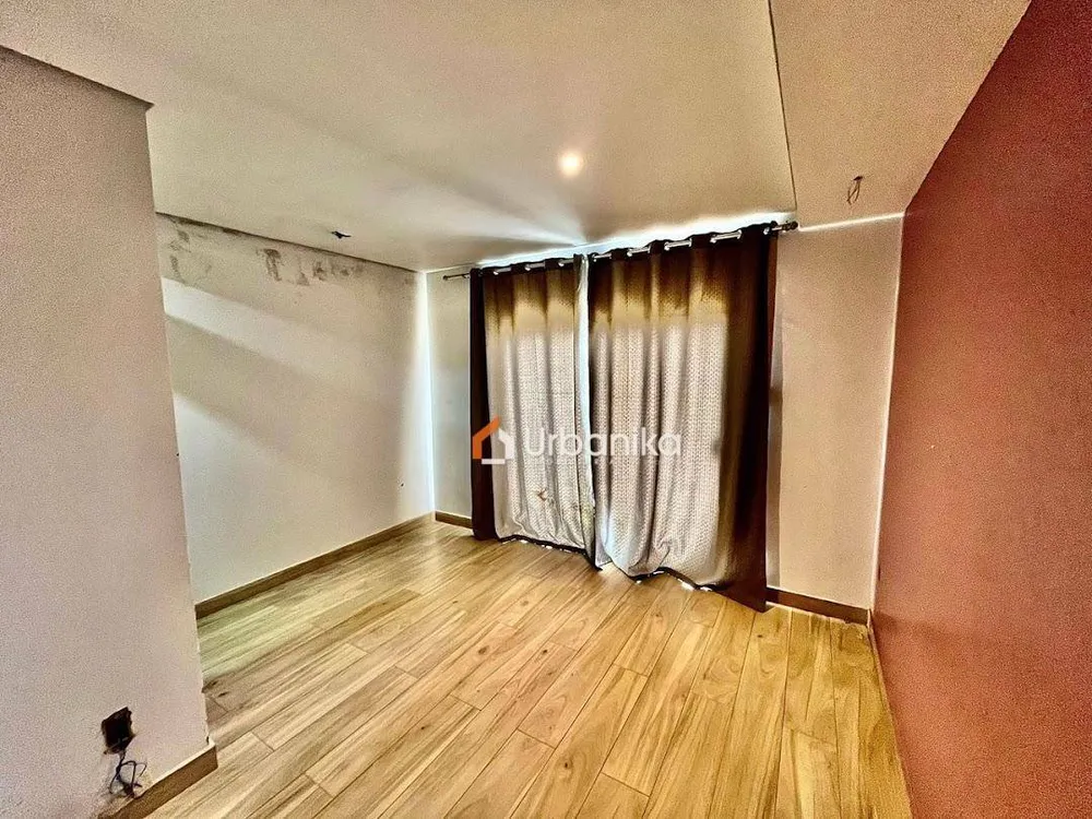Casa, 5 quartos, 160 m² - Foto 1