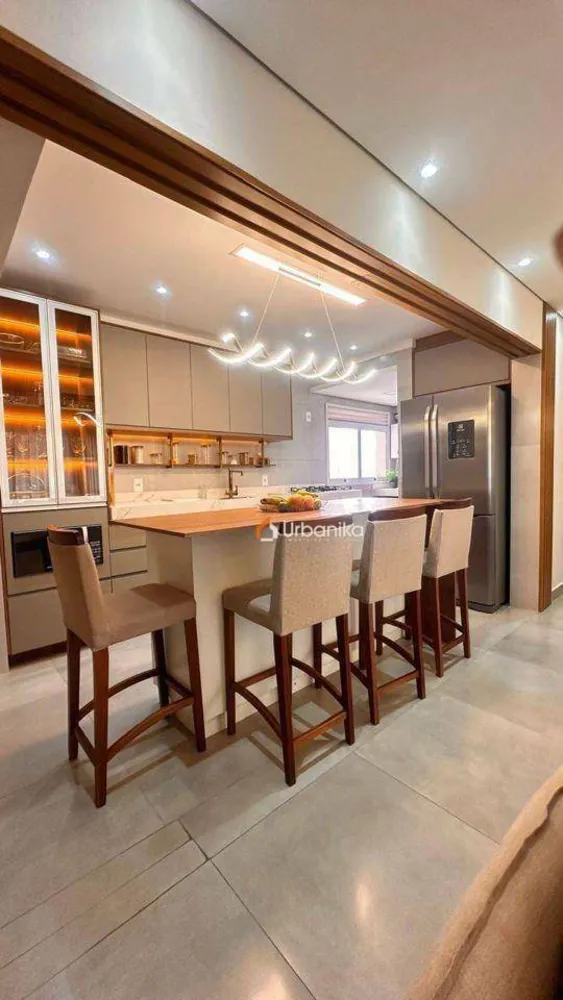 Apartamento, 3 quartos, 94 m² - Foto 1