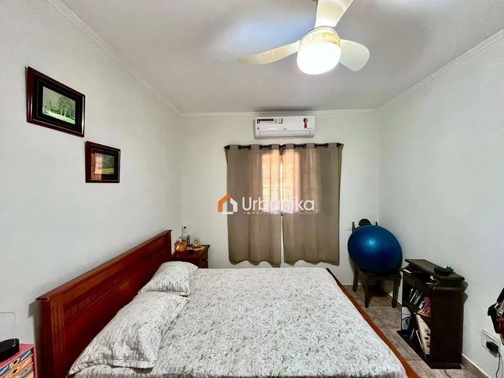Chácara, 3 quartos, 1212 m² - Foto 12
