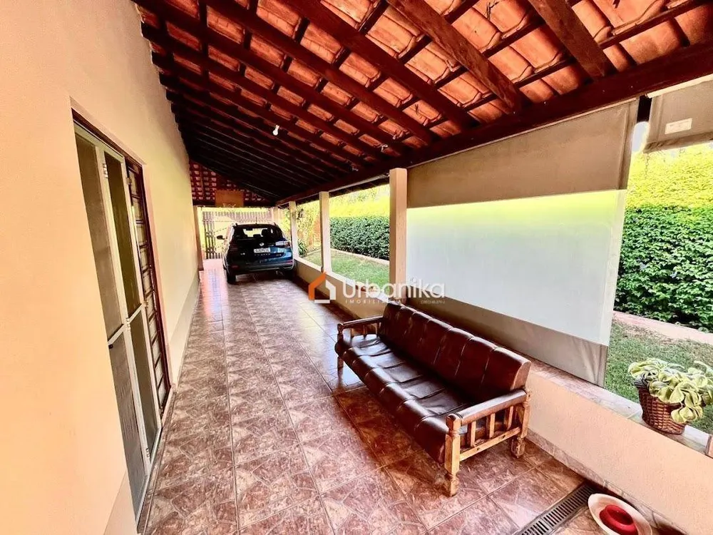 Chácara, 3 quartos, 1212 m² - Foto 8