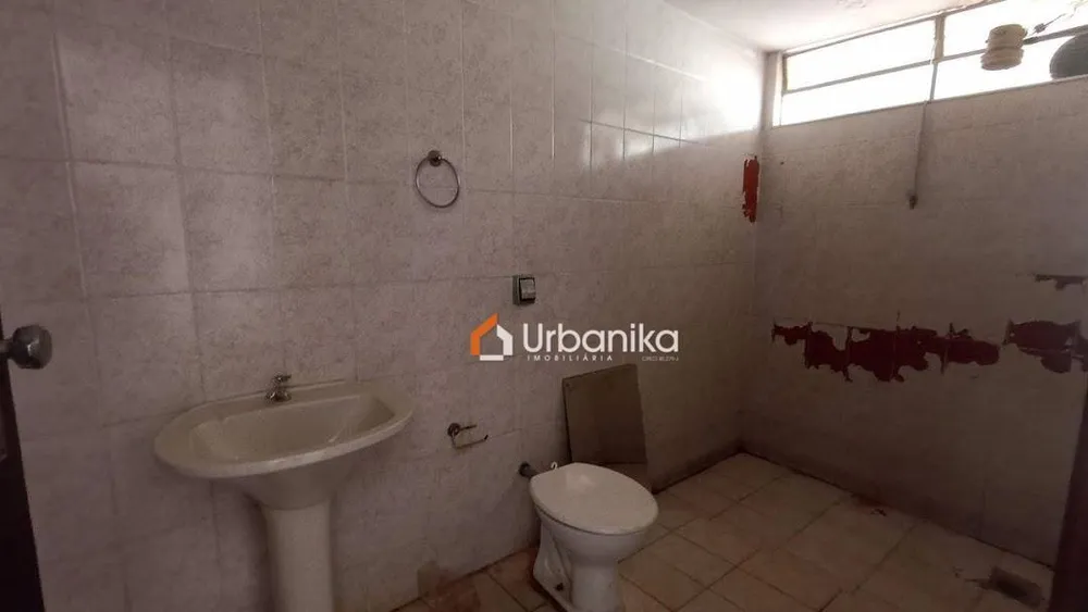 Casa, 2 quartos, 233 m² - Foto 4