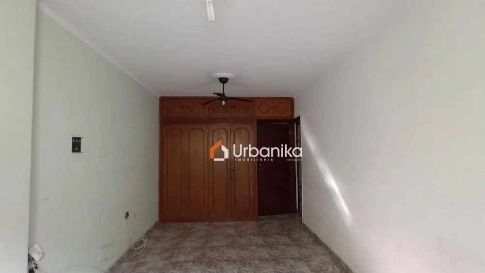 Casa, 2 quartos, 233 m² - Foto 9