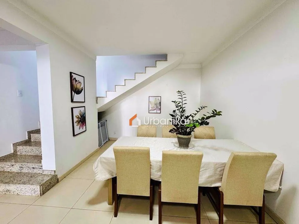 Casa, 3 quartos, 223 m² - Foto 5