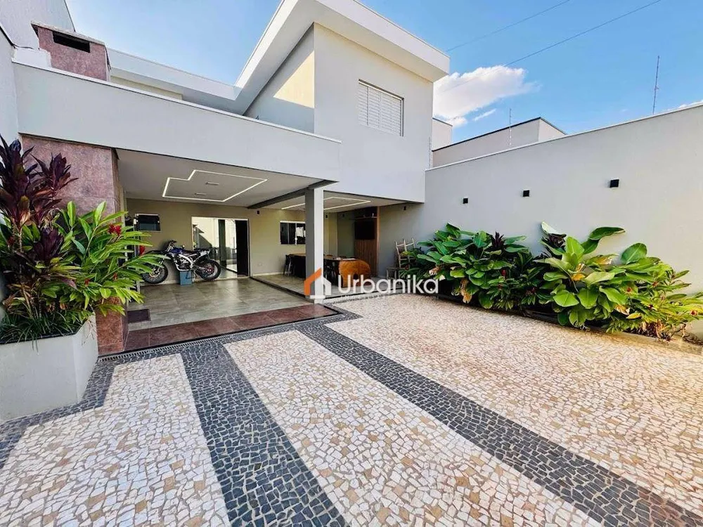 Casa, 3 quartos, 223 m² - Foto 11