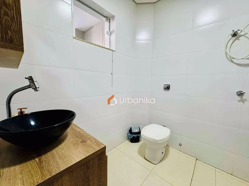 Casa, 3 quartos, 223 m² - Foto 7