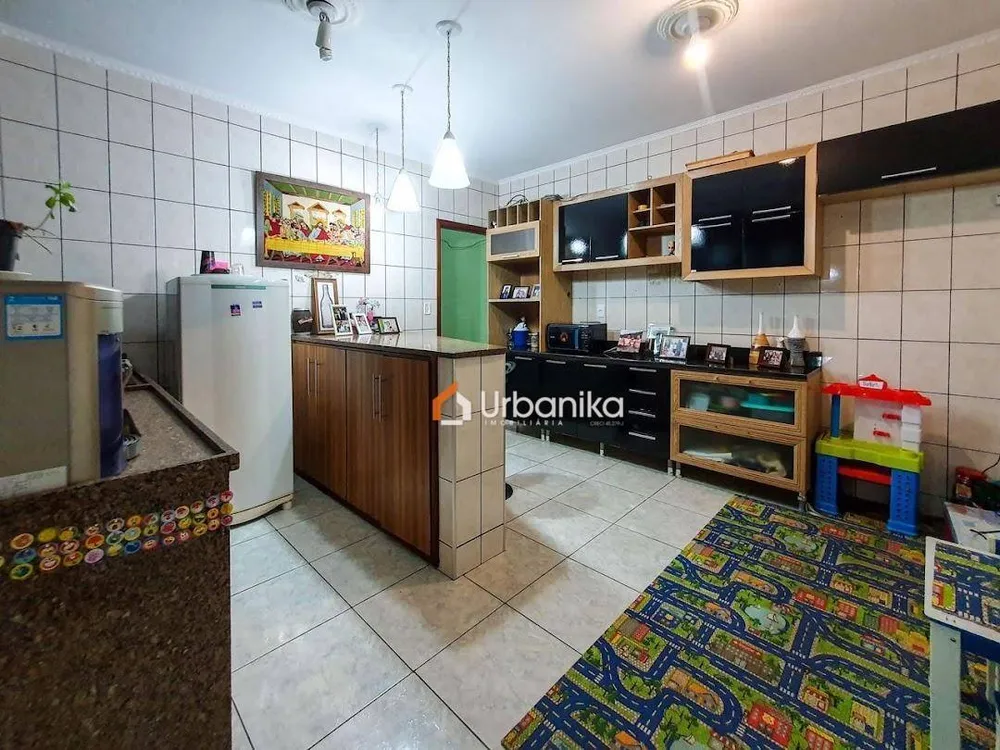 Sobrado, 3 quartos, 240 m² - Foto 7
