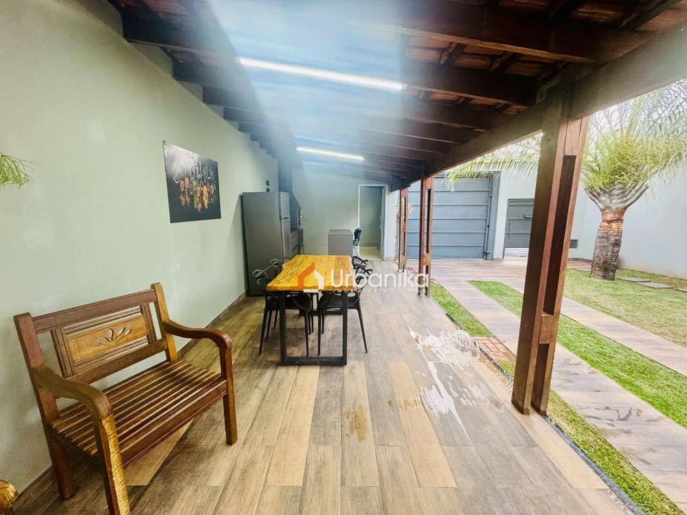Casa, 3 quartos, 162 m² - Foto 4