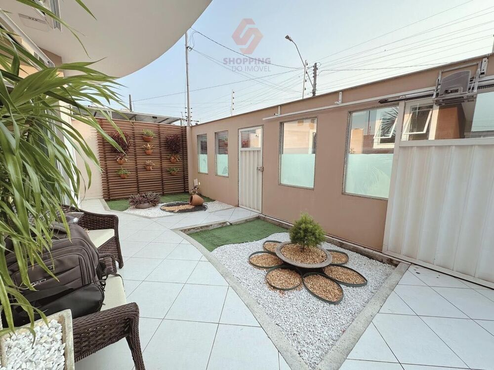 Casa à venda com 3 quartos, 300m² - Foto 4