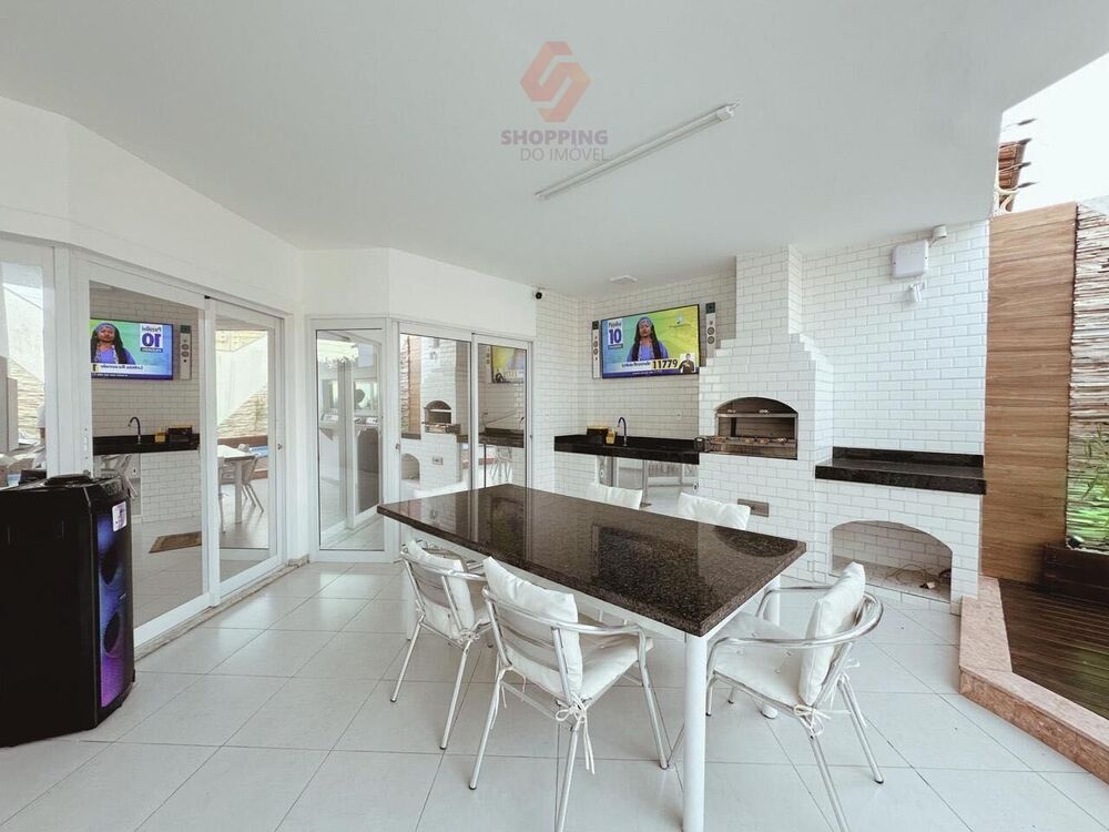 Casa à venda com 3 quartos, 300m² - Foto 9