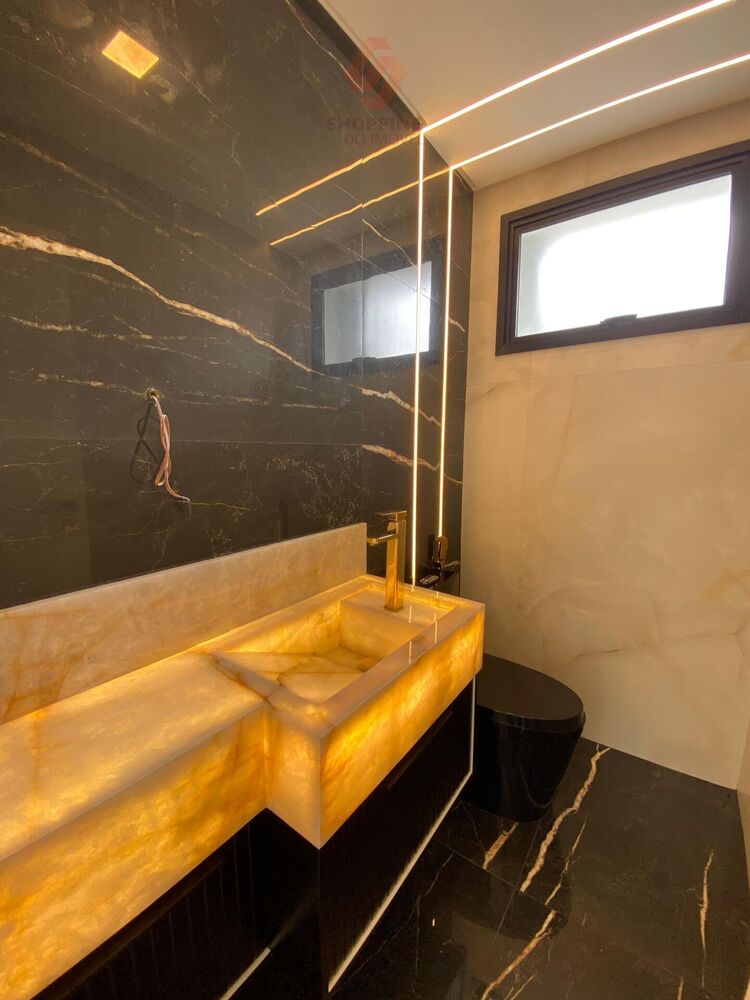 Casa à venda com 4 quartos, 377m² - Foto 10