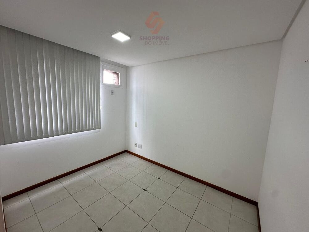 Apartamento à venda com 3 quartos, 100m² - Foto 3