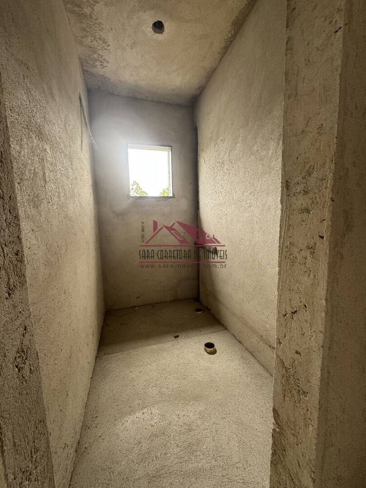 Sobrado à venda com 2 quartos, 124m² - Foto 2