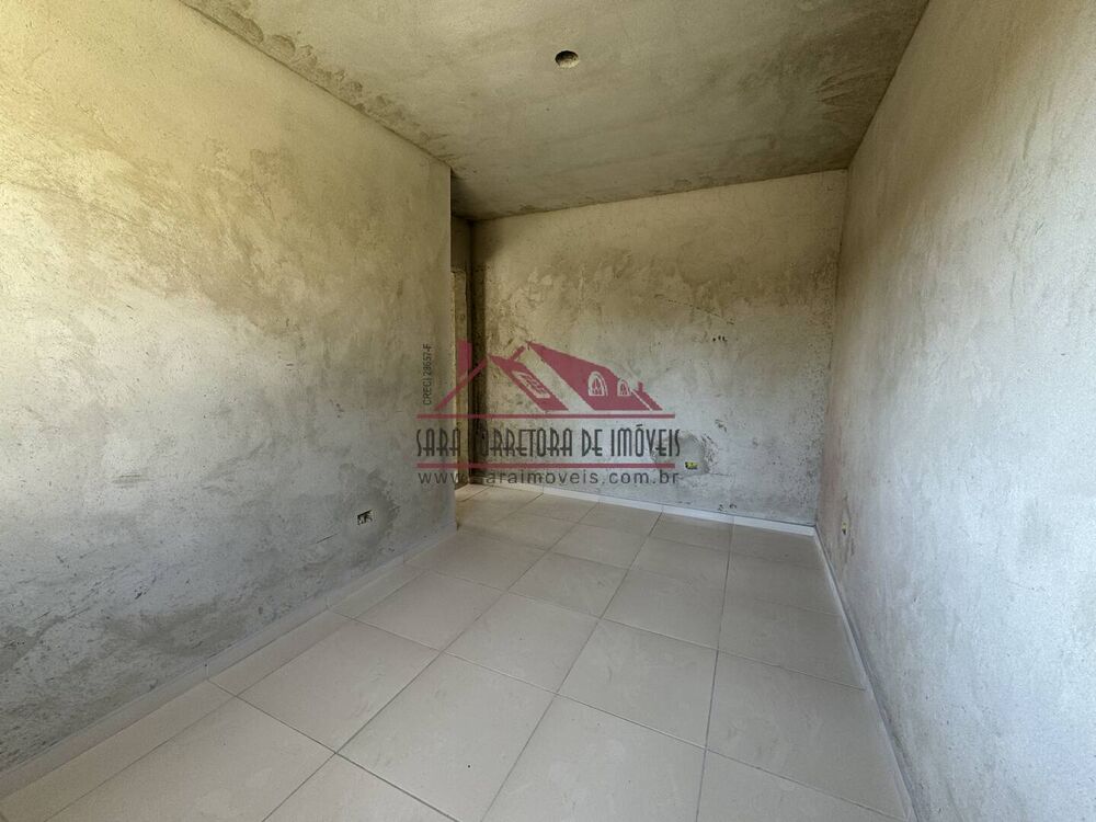 Casa à venda com 2 quartos, 53m² - Foto 2