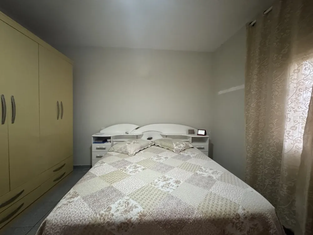 Casa, 5 quartos, 330 m² - Foto 1