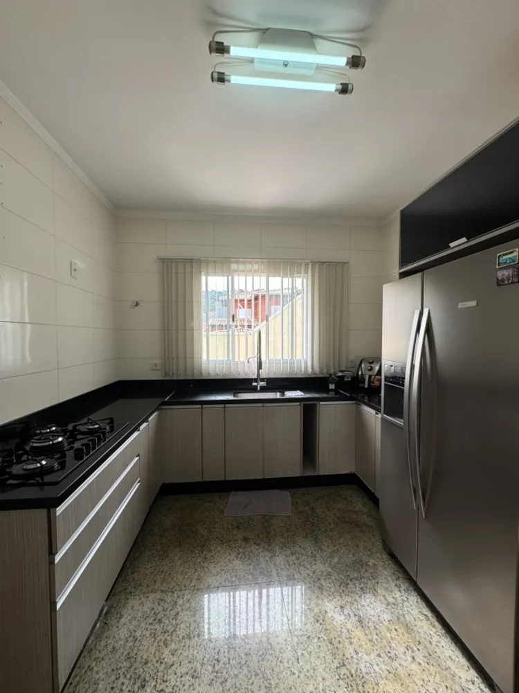 Casa, 3 quartos, 244 m² - Foto 6