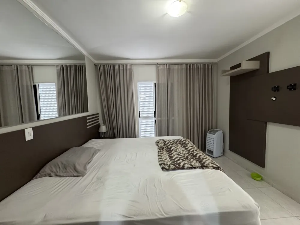 Casa, 3 quartos, 244 m² - Foto 4