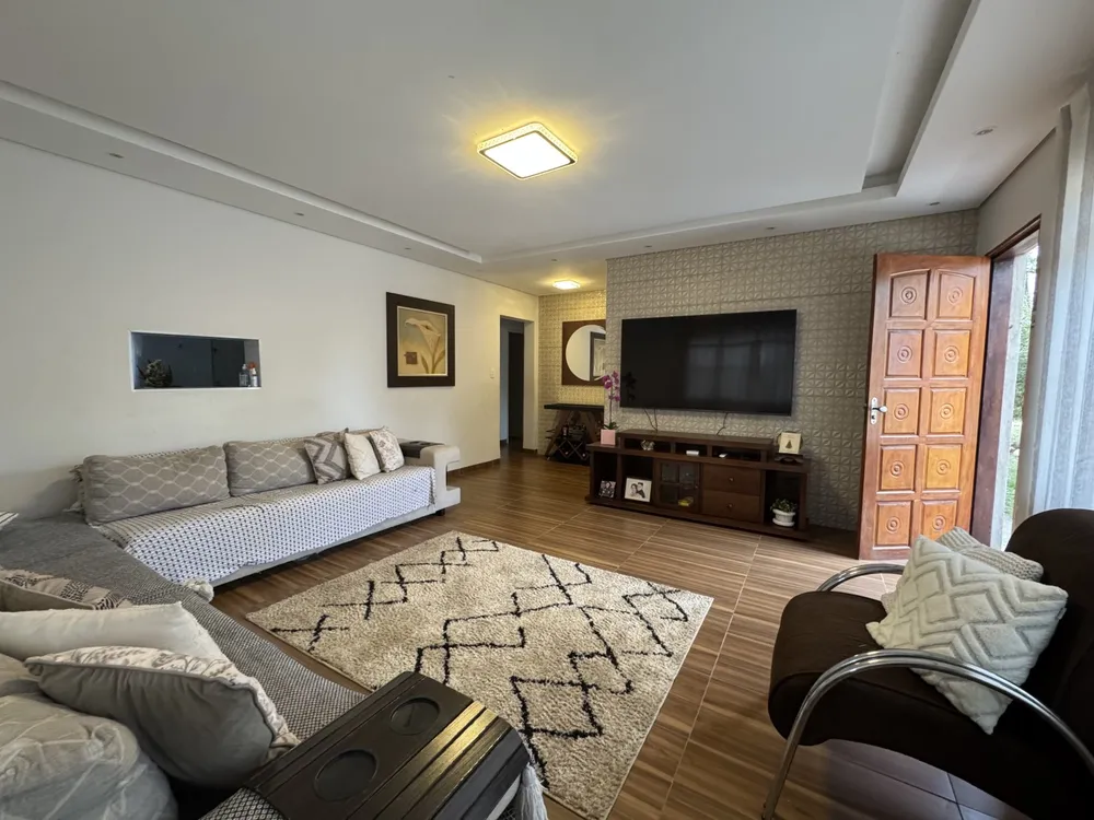 Chácara, 4 quartos, 8547 m² - Foto 2