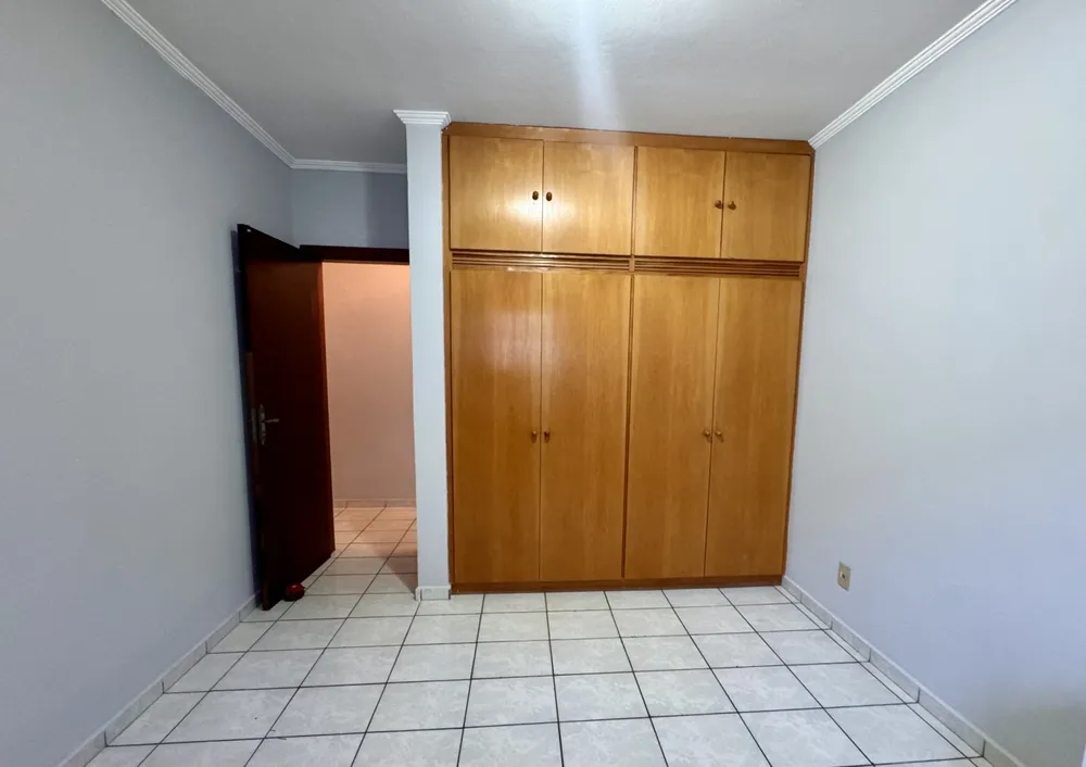 Casa, 2 quartos, 250 m² - Foto 12