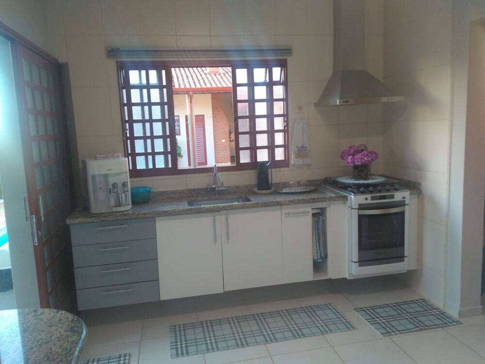 Casa, 3 quartos, 220 m² - Foto 2