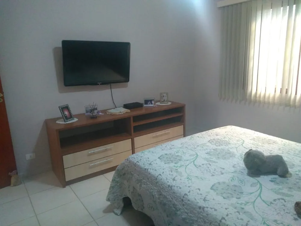 Casa, 3 quartos, 220 m² - Foto 14