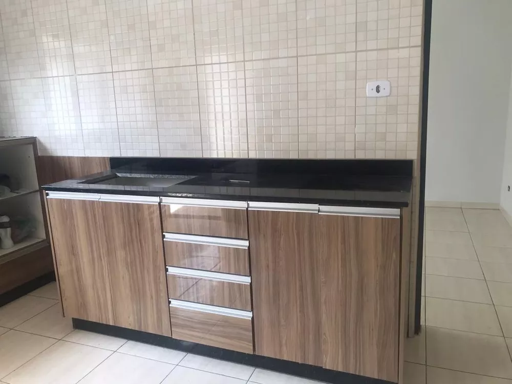 Casa, 3 quartos, 180 m² - Foto 1