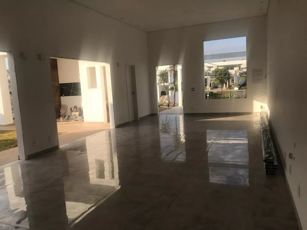 Casa, 3 quartos, 381 m² - Foto 1