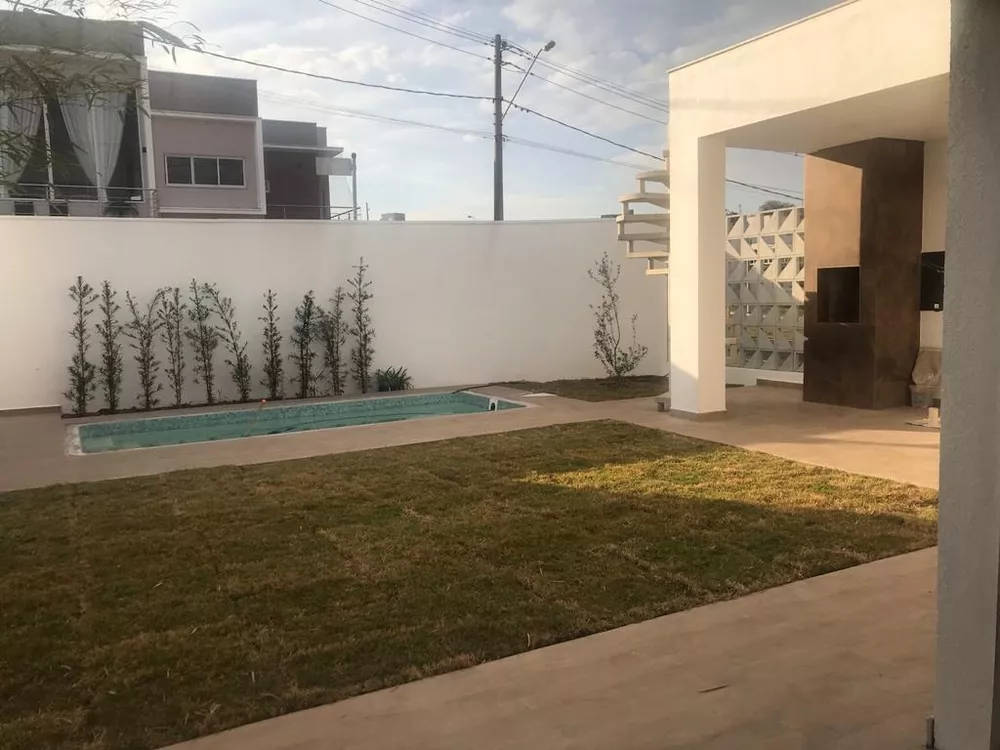 Casa, 3 quartos, 381 m² - Foto 2