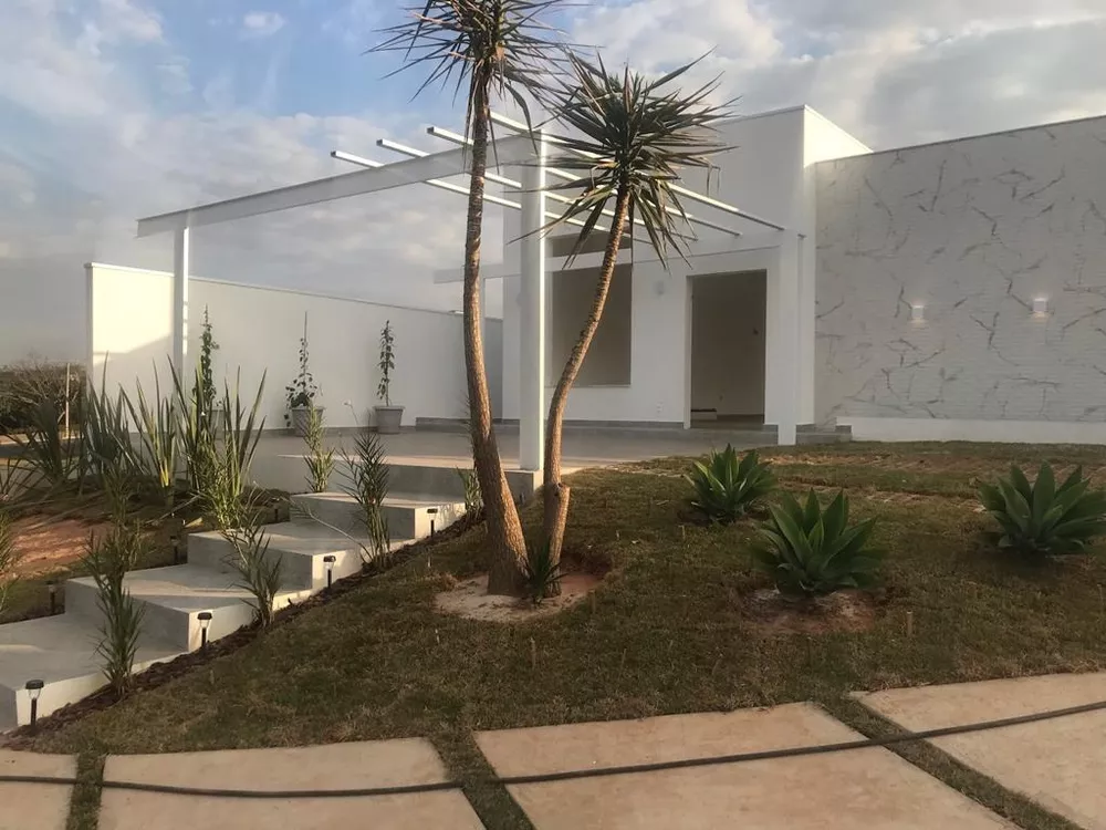 Casa à venda com 3 quartos, 381m² - Foto 4