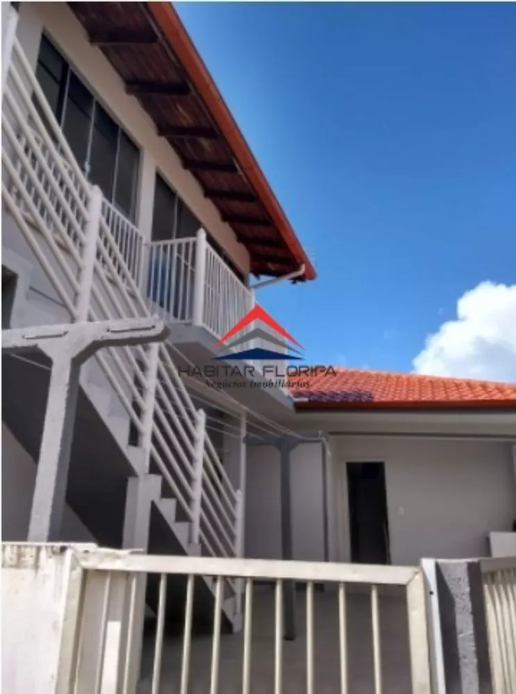 Casa, 3 quartos, 179 m² - Foto 1