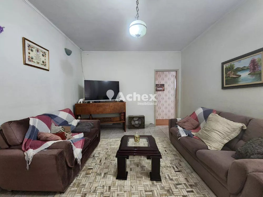 Casa à venda com 3 quartos, 163m² - Foto 2