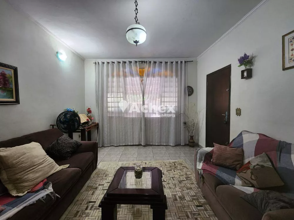 Casa à venda com 3 quartos, 163m² - Foto 3