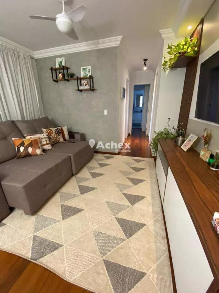 Apartamento à venda com 3 quartos, 76m² - Foto 4