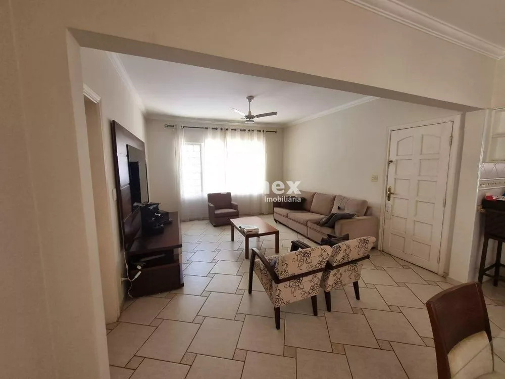 Casa, 3 quartos, 202 m² - Foto 6